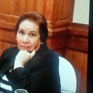 Meet your Posher, Antonia